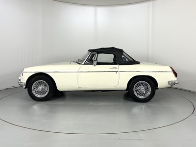 Lot 24 - 1970 MG B Roadster