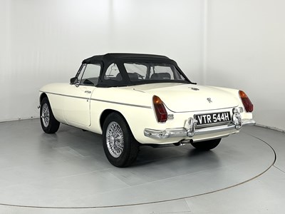 Lot 24 - 1970 MG B Roadster