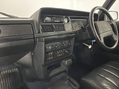 Lot 157 - 1990 Volvo 240 GLT