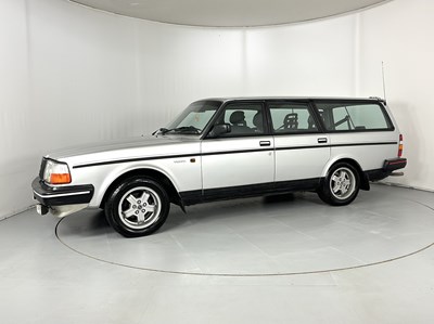 Lot 157 - 1990 Volvo 240 GLT