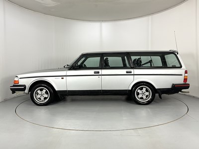 Lot 157 - 1990 Volvo 240 GLT