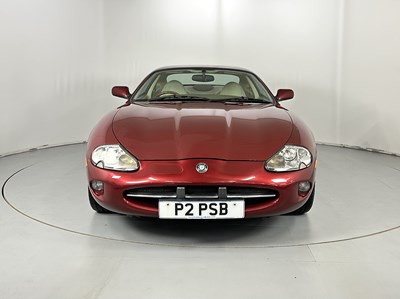 Lot 152 - 1996 Jaguar XK8