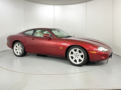 Lot 152 - 1996 Jaguar XK8