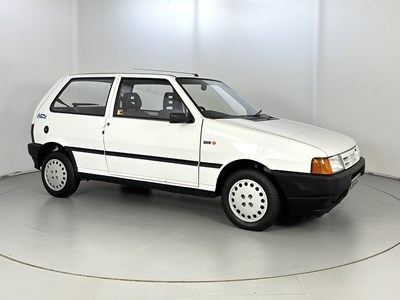 Lot 51 - 1995 Fiat Uno