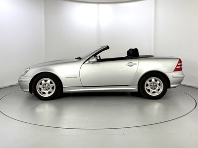 Lot 103 - 2001 Mercedes-Benz SLK200