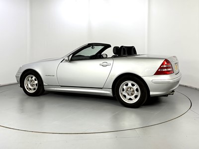 Lot 103 - 2001 Mercedes-Benz SLK200