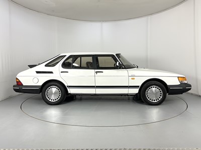 Lot 31 - 1988 Saab 900i