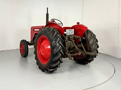 Lot 12 - 1965 International Harvester B-414
