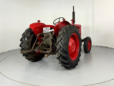 Lot 12 - 1965 International Harvester B-414