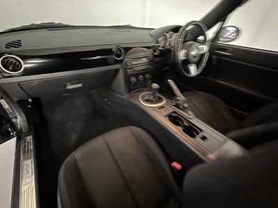 Lot 18 - 2009 Mazda MX5
