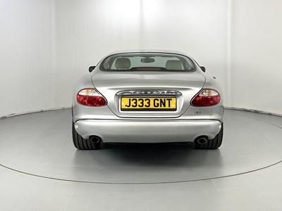 Lot 101 - 2001 Jaguar XK8