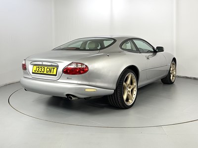 Lot 101 - 2001 Jaguar XK8