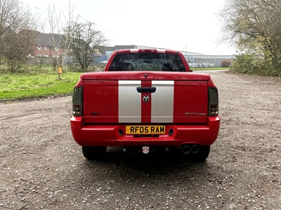 Lot 74 - 2005 Dodge Ram SRT-10