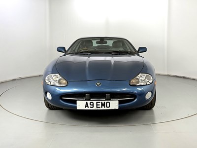 Lot 6 - 2002 Jaguar XK8