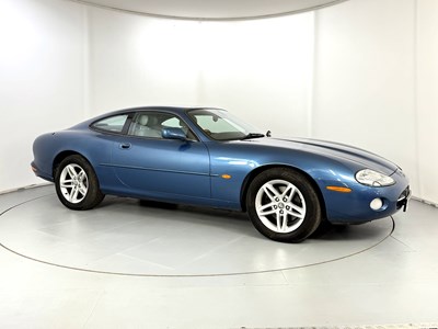 Lot 6 - 2002 Jaguar XK8