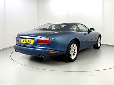 Lot 6 - 2002 Jaguar XK8