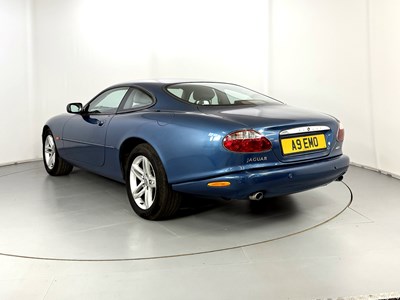 Lot 6 - 2002 Jaguar XK8