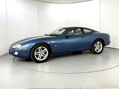 Lot 6 - 2002 Jaguar XK8