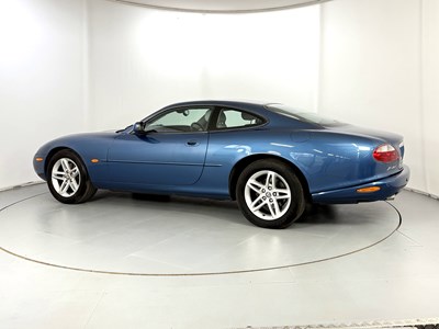 Lot 6 - 2002 Jaguar XK8