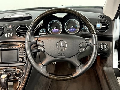 Lot 3 - 2004 Mercedes-Benz SL500