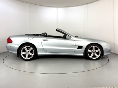 Lot 3 - 2004 Mercedes-Benz SL500