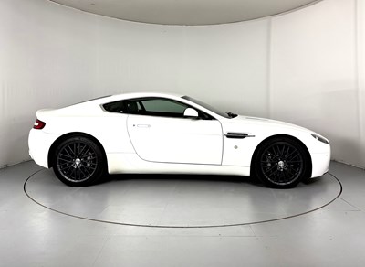 Lot 46 - 2012 Aston Martin Vantage V8