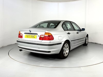 Lot 22 - 1999 BMW 318i SE - NO RESERVE