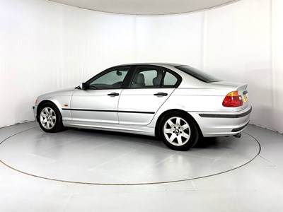 Lot 22 - 1999 BMW 318i SE - NO RESERVE