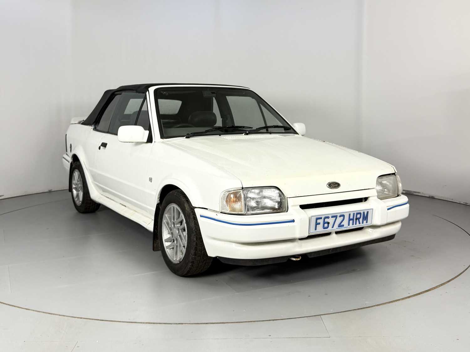 Lot 45 - 1989 Ford XR3i Cabriolet