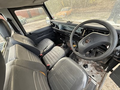 Lot 87 - 1993 Land Rover 90 - NO RESERVE