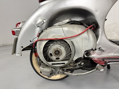 Lot 7 - 1961 Vespa Douglas