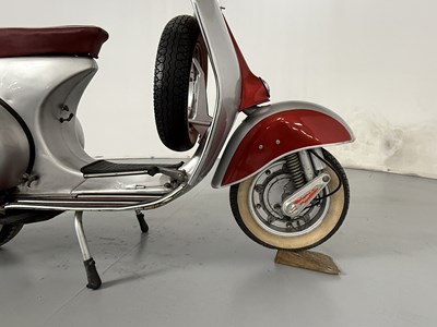 Lot 7 - 1961 Vespa Douglas