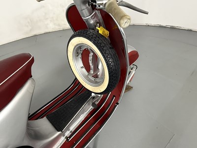 Lot 7 - 1961 Vespa Douglas