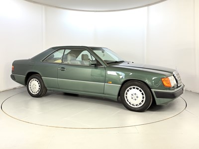 Lot 67 - 1991 Mercedes-Benz 300CE