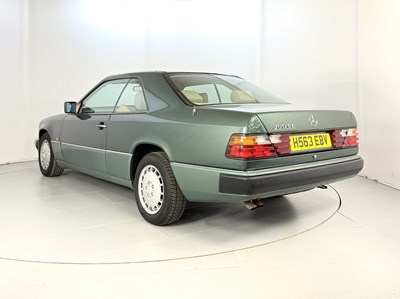 Lot 67 - 1991 Mercedes-Benz 300CE