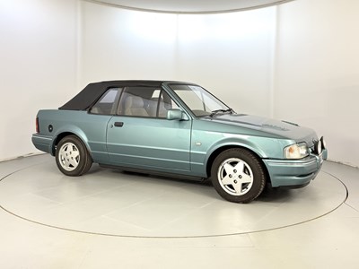 Lot 98 - 1986 Ford Escort XR3i