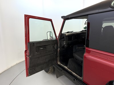 Lot 23 - 2006 Land Rover Defender 90