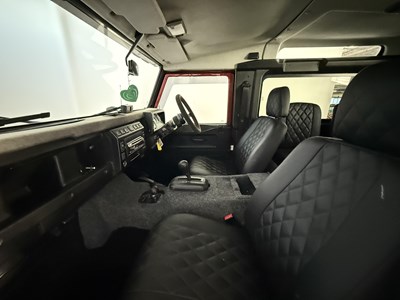 Lot 23 - 2006 Land Rover Defender 90