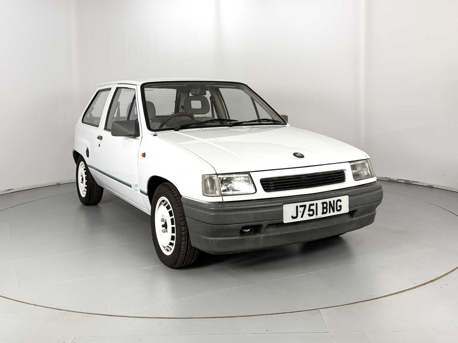 Lot 76 - 1991 Vauxhall Nova