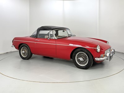 Lot 59 - 1972 MG B Roadster