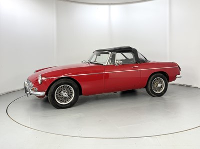 Lot 59 - 1972 MG B Roadster