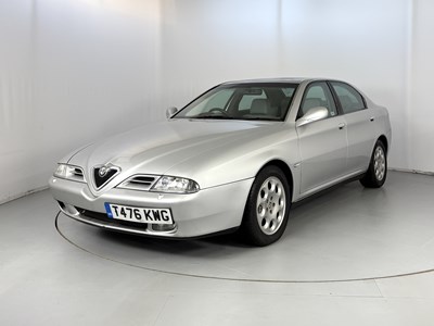 Lot 161 - 1999 Alfa Romeo 166 V6