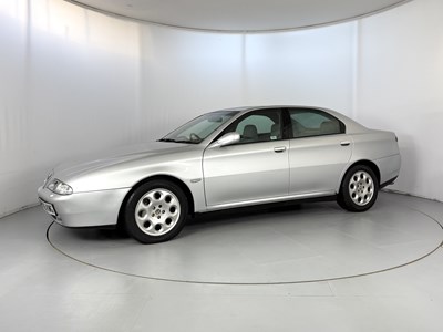 Lot 161 - 1999 Alfa Romeo 166 V6