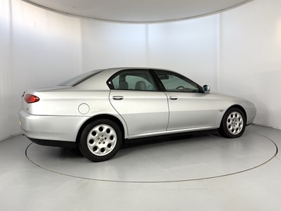 Lot 161 - 1999 Alfa Romeo 166 V6