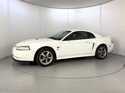 Lot 17 - 2000 Ford Mustang GT