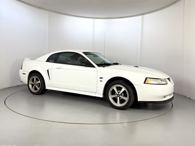 Lot 17 - 2000 Ford Mustang GT