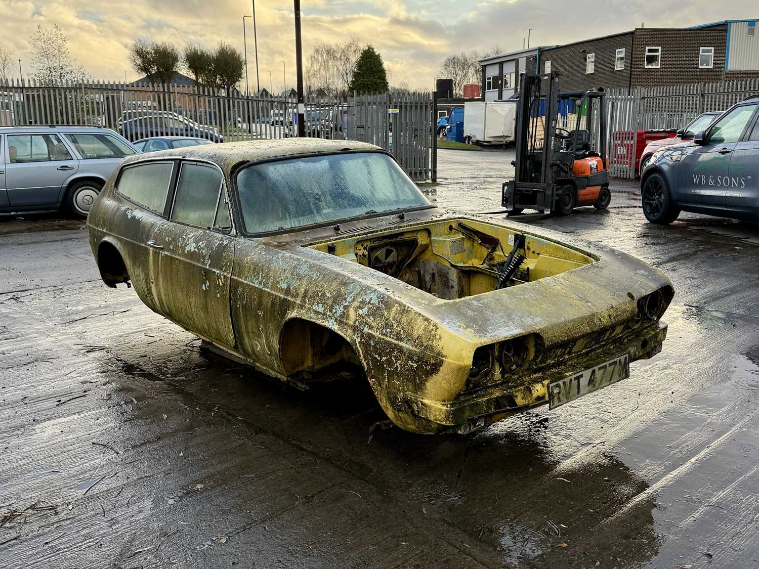 Lot 167 - 1974 Reliant Scimitar Shell - NO RESERVE