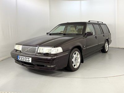 Lot 91 - 1997 Volvo V90