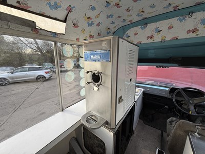 Lot 109 - 1981 Ford Transit MK2 Ice Cream Van