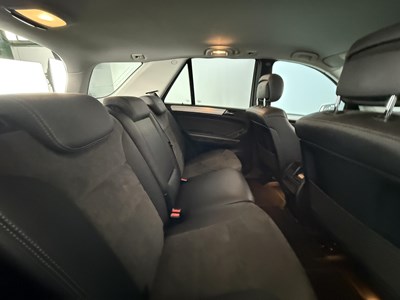 Lot 178 - 2011 Mercedes-Benz ML350